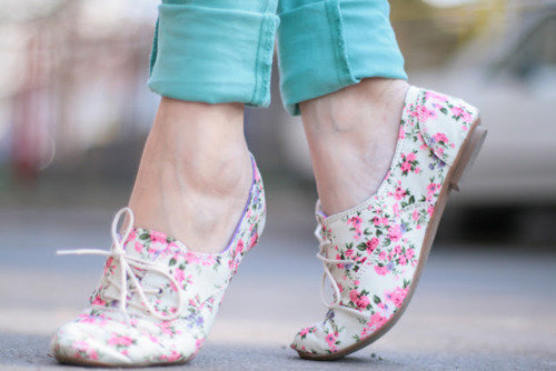 14714-floral-shoes